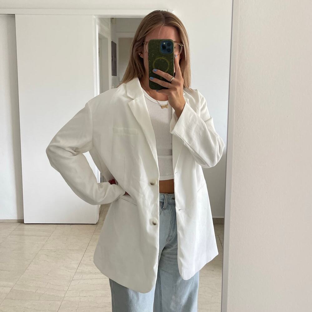H&M — White Oversized Lightweight Summer Blazer Suit Jacket — Women's Size SMALL